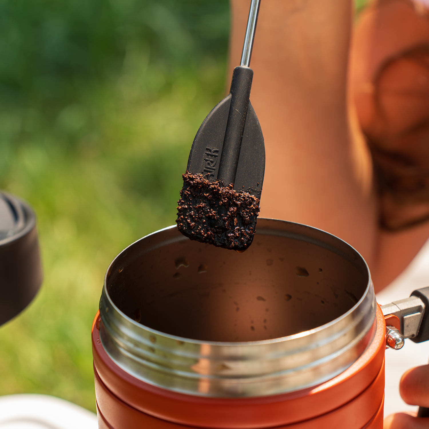 airscape-classic-trek-off-kaffee-bundle-500g-french-press-becher-set image 7